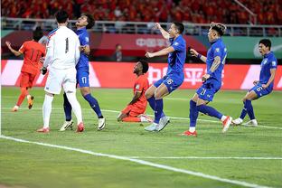 足球报：两战新加坡伊万目标6分，张玉宁身体状态不是很乐观